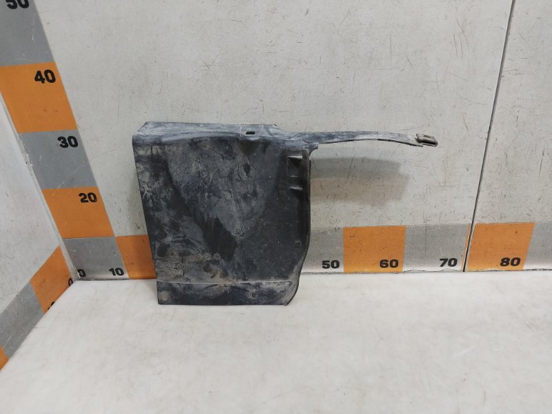 Пыльник двигателя