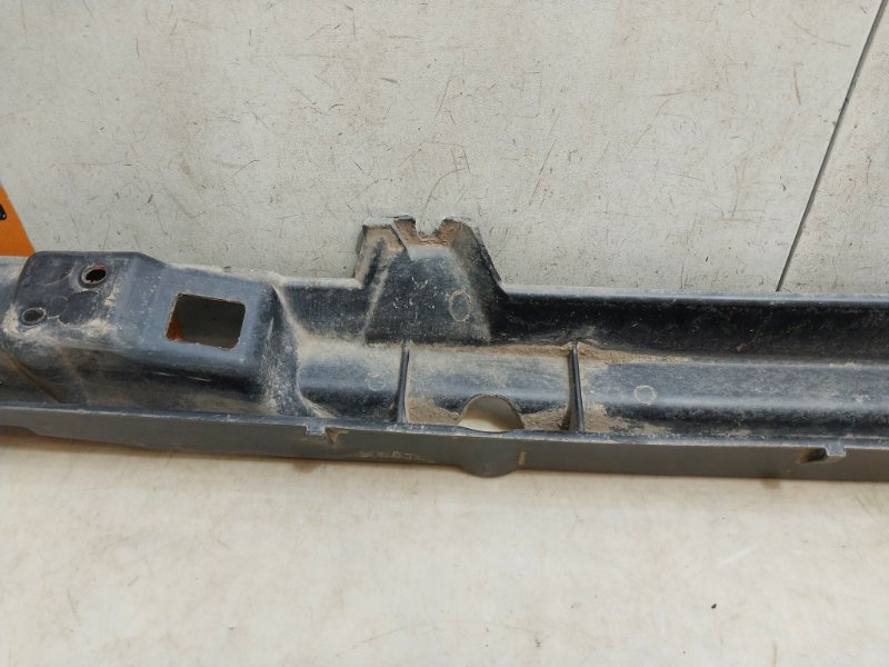 Усилитель заднего бампера