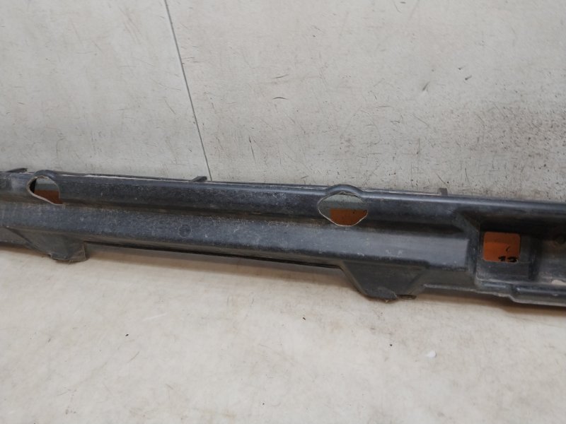 Усилитель заднего бампера