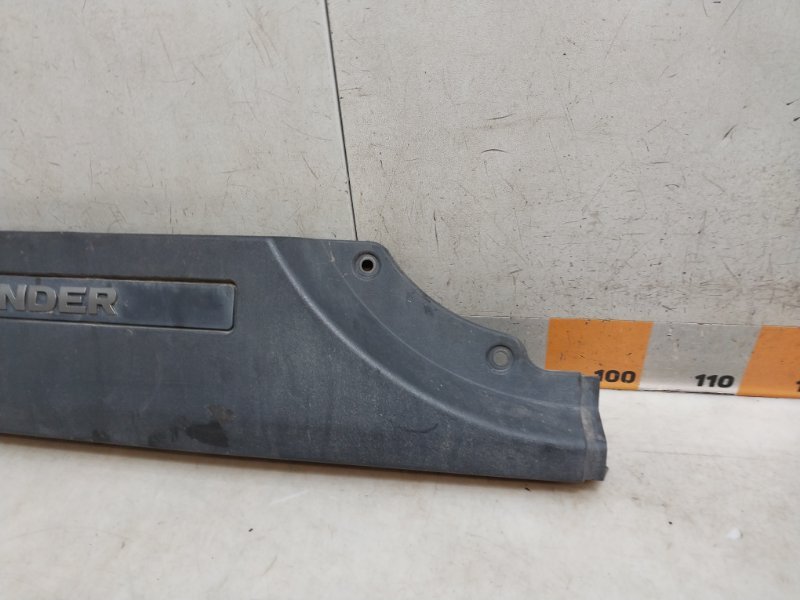 Накладка двери багажника