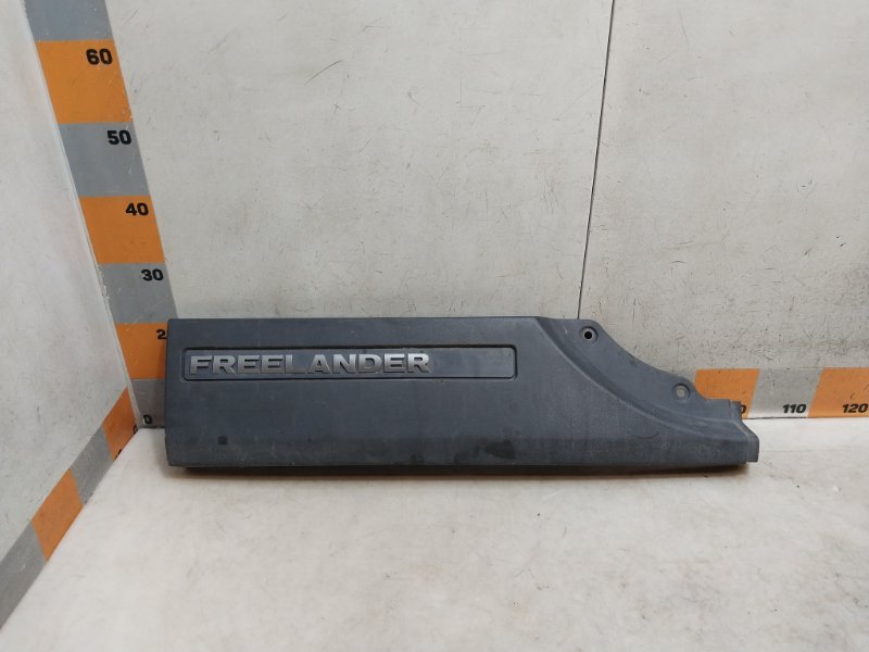 Накладка двери багажника