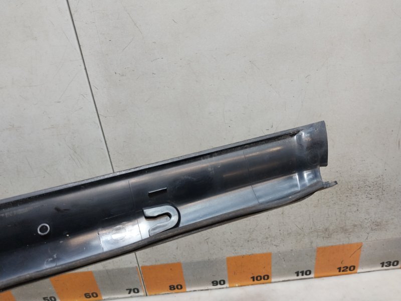 Накладка двери багажника