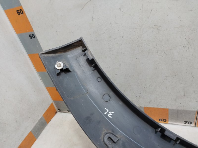 Накладка двери задней левой