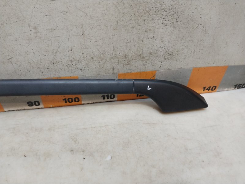 Рейлинг (релинг) левый (планка на крышу)