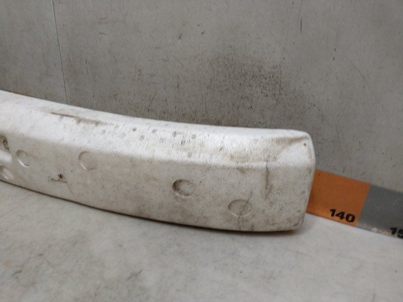 Наполнитель переднего бампера