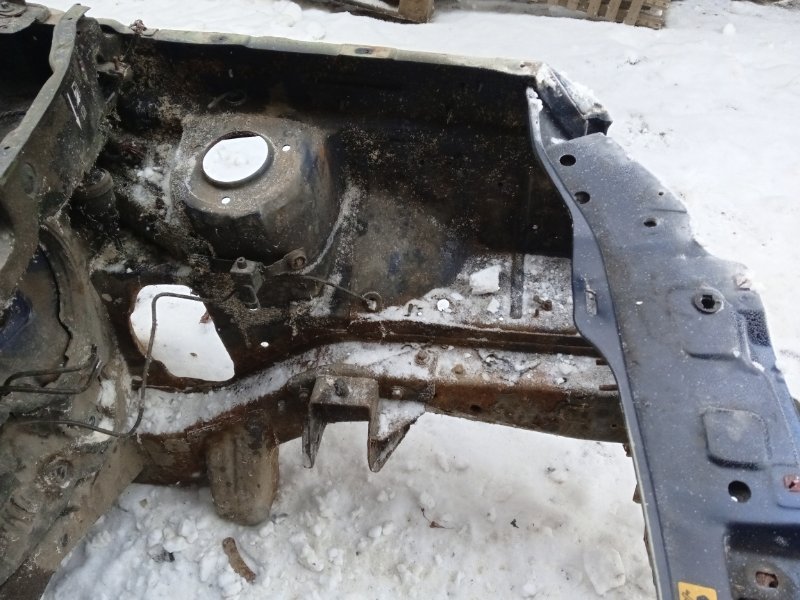 Кузовной элемент