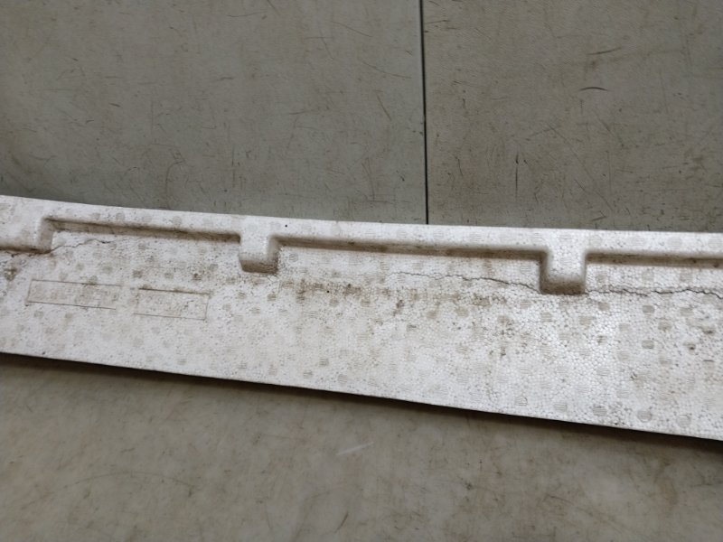 Наполнитель переднего бампера