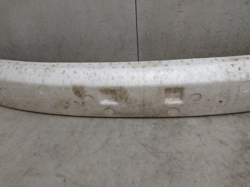 Наполнитель переднего бампера