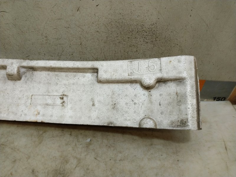 Наполнитель переднего бампера