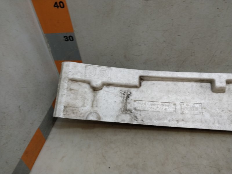 Наполнитель переднего бампера