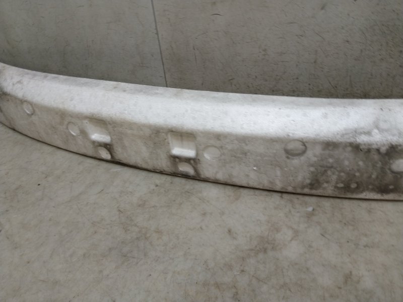 Наполнитель переднего бампера