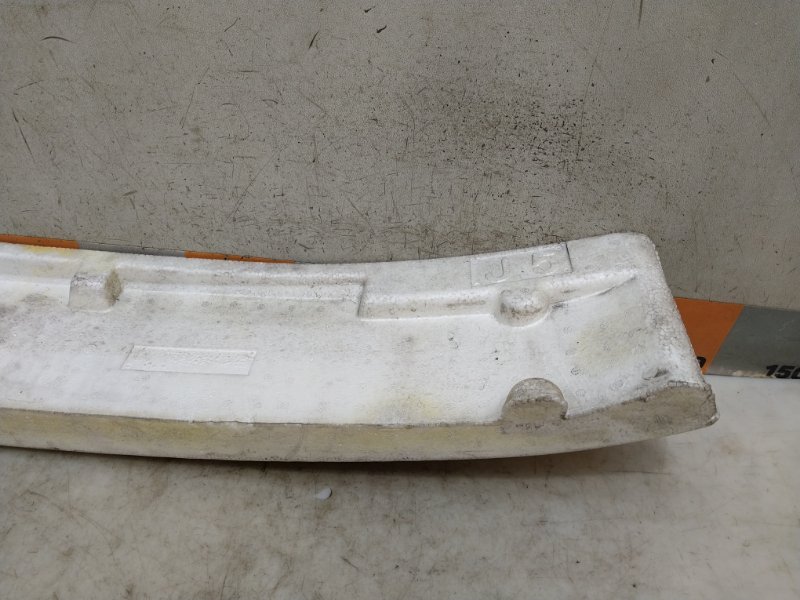 Наполнитель переднего бампера