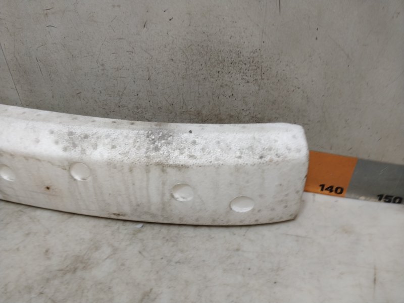 Наполнитель переднего бампера