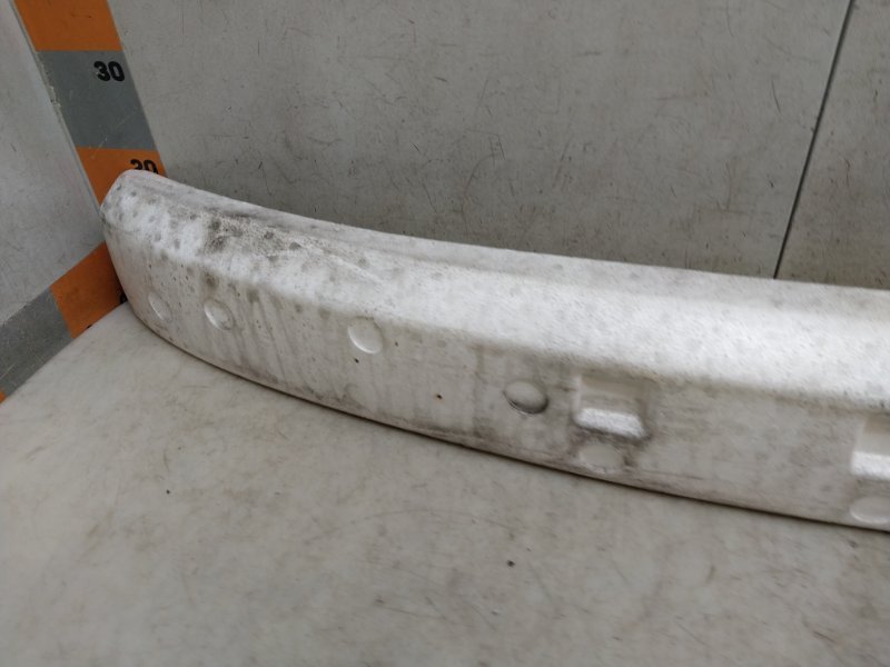 Наполнитель переднего бампера