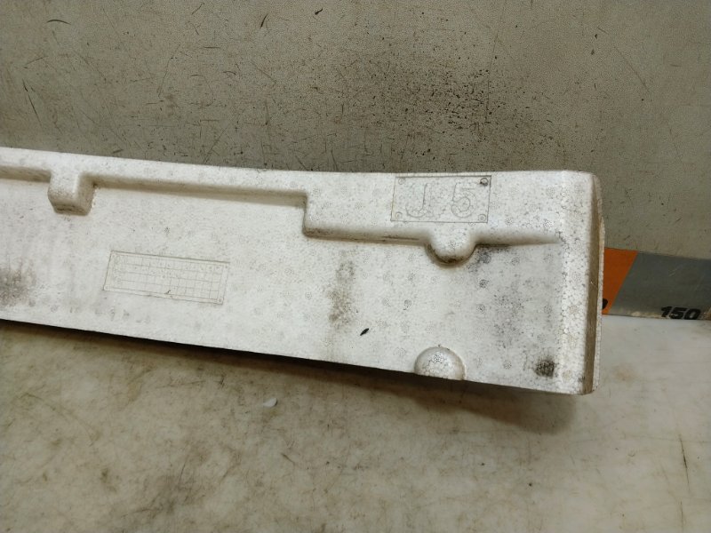 Наполнитель переднего бампера