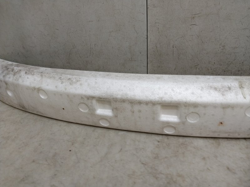 Наполнитель переднего бампера