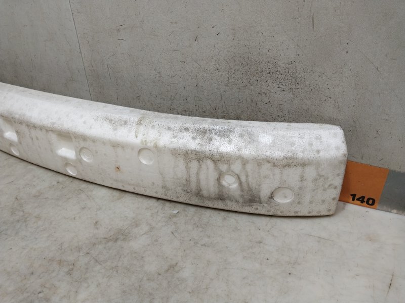 Наполнитель переднего бампера