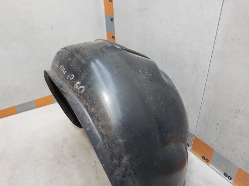 Локер передний правый