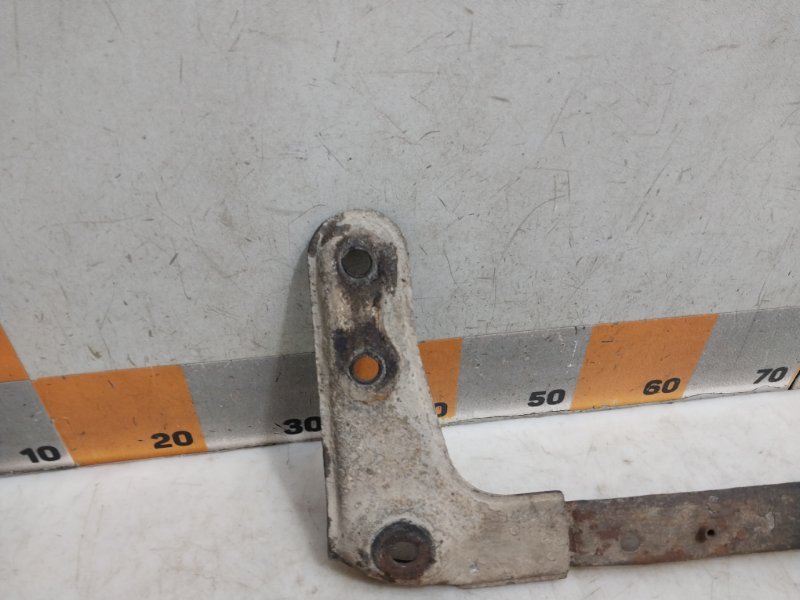 Балка подмоторная