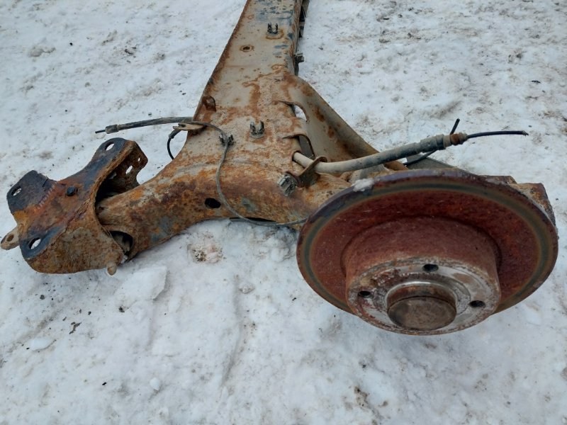 Балка задняя