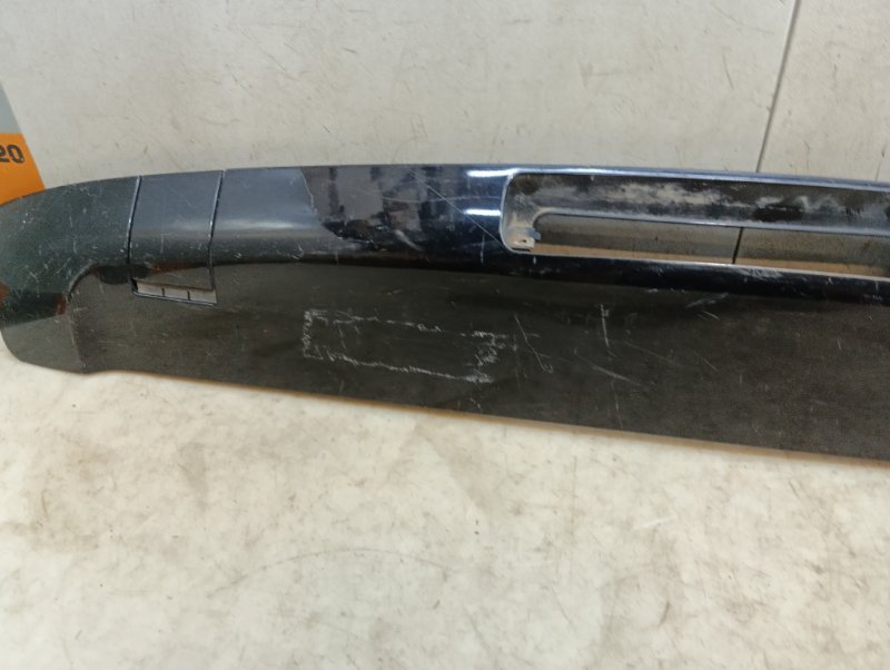 Накладка крышки багажника