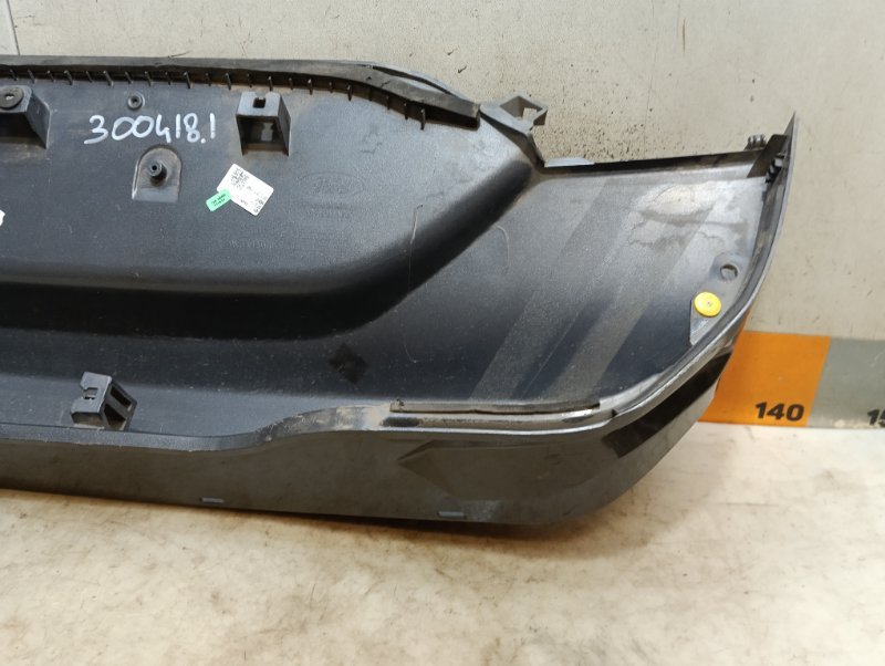 Накладка крышки багажника