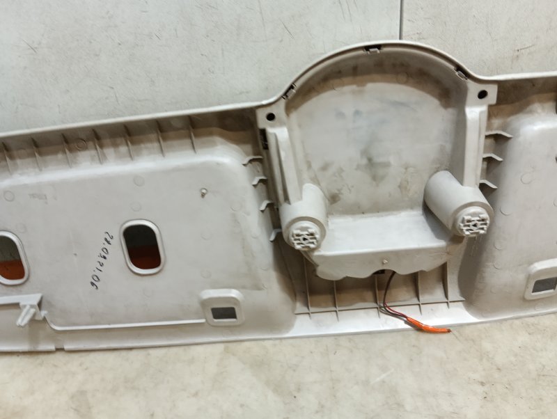 Обшивка потолка