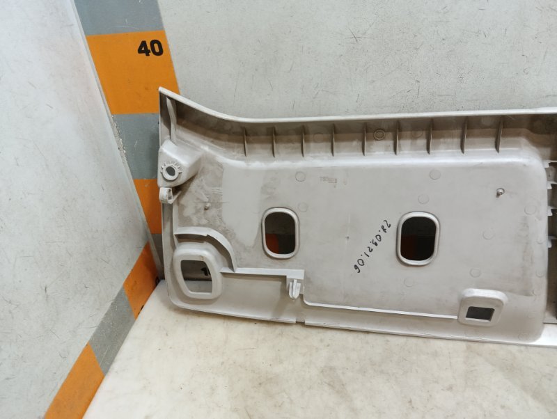 Обшивка потолка