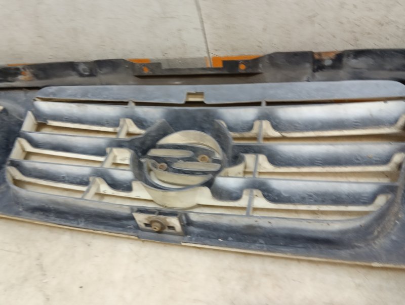 Решетка радиатора