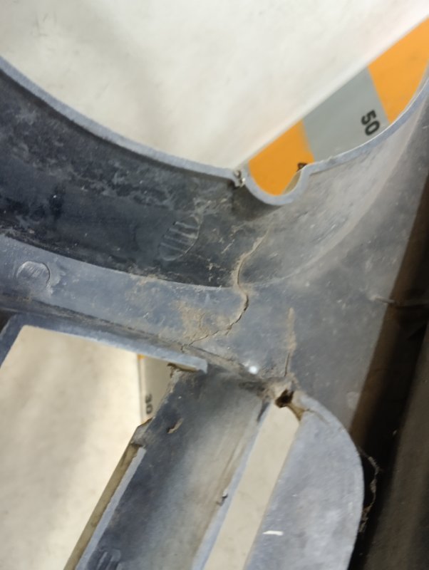 Решетка радиатора