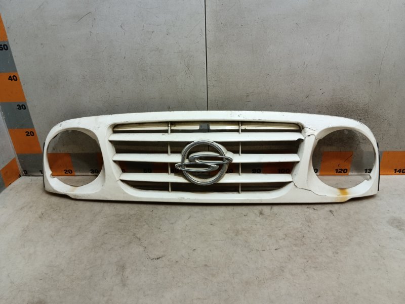 Решетка радиатора