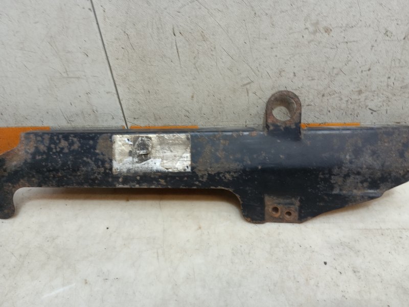 Кронштейн радиатора