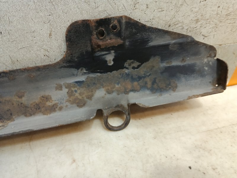 Кронштейн радиатора