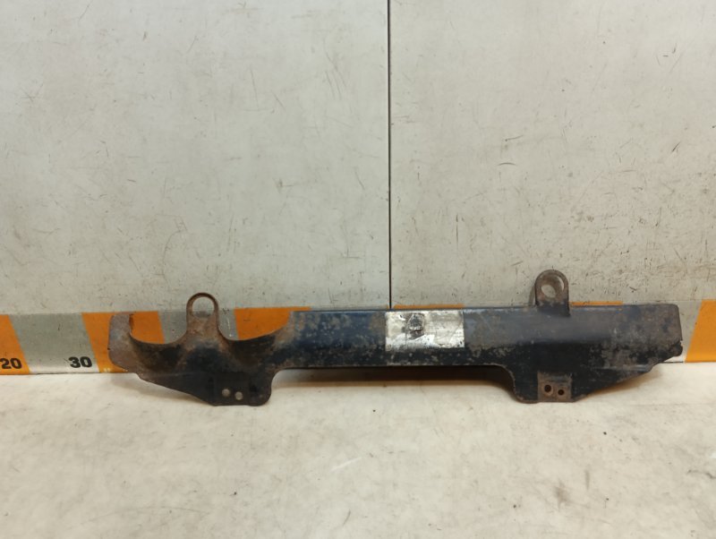 Кронштейн радиатора