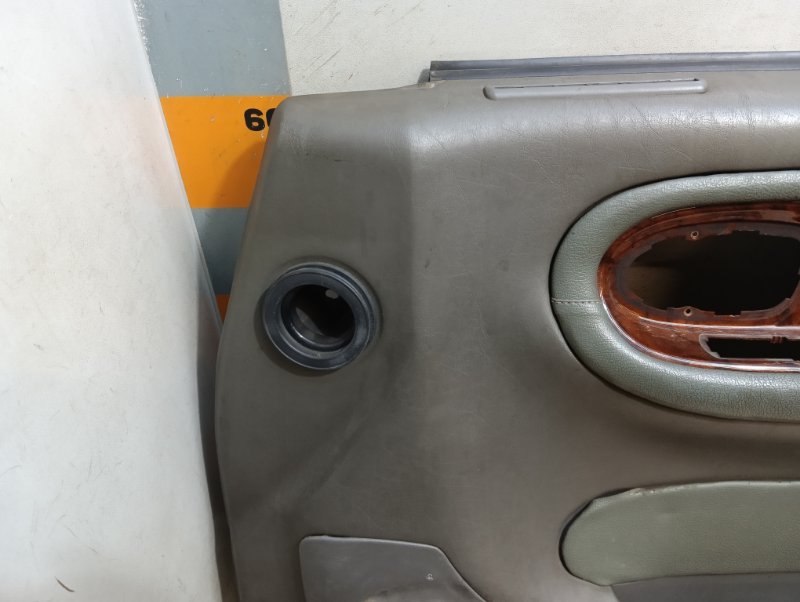 Обшивка двери