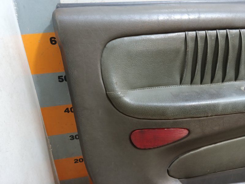 Обшивка двери