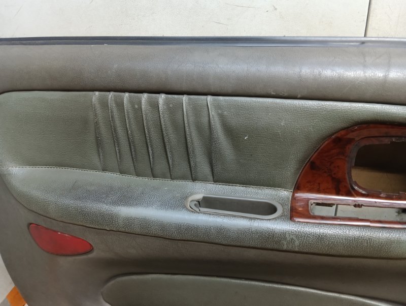 Обшивка двери