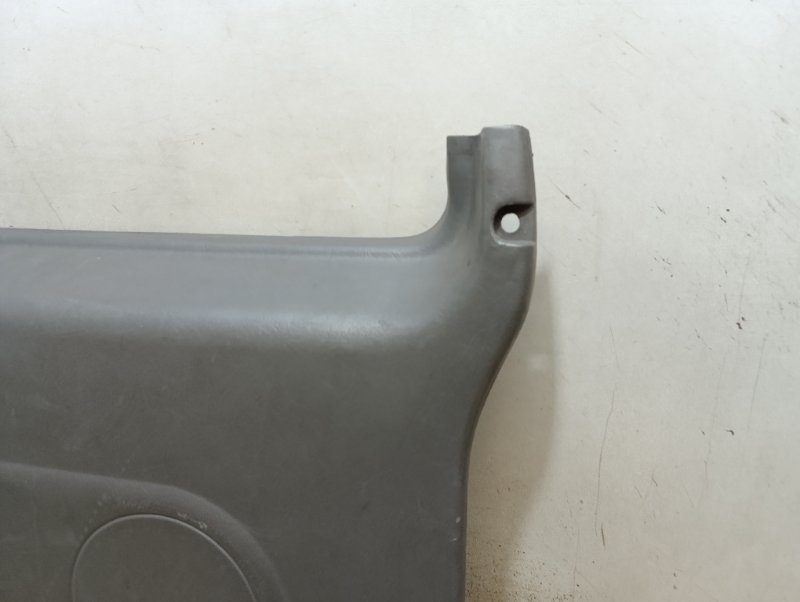 Обшивка двери багажника