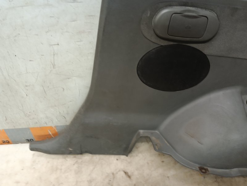 Обшивка багажника