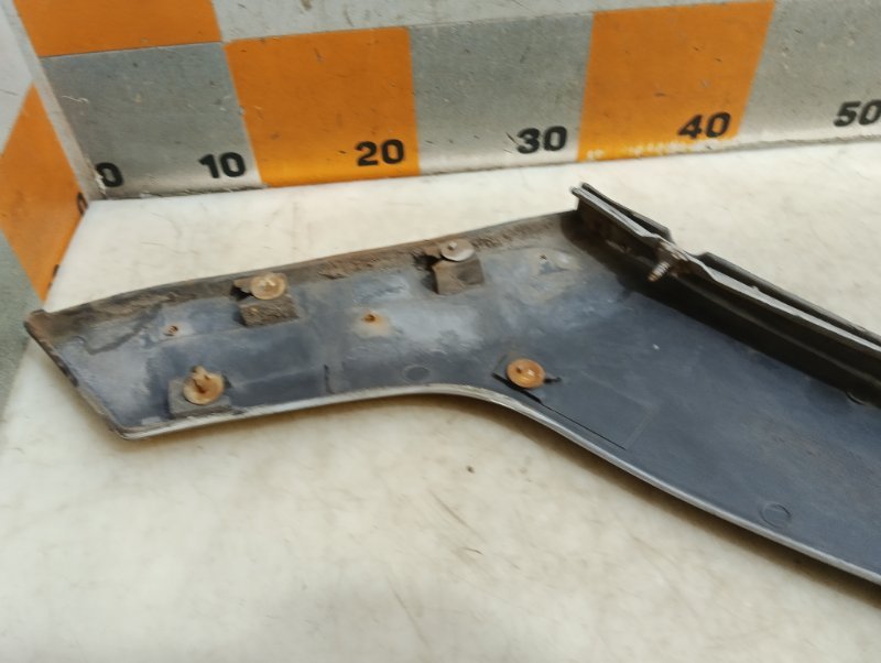 Накладка заднего крыла левого