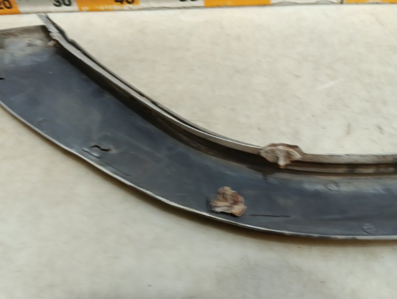 Накладка заднего крыла левого