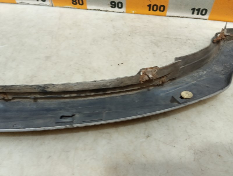 Накладка заднего крыла левого