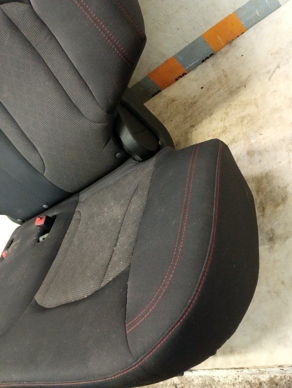 Сиденье салонное