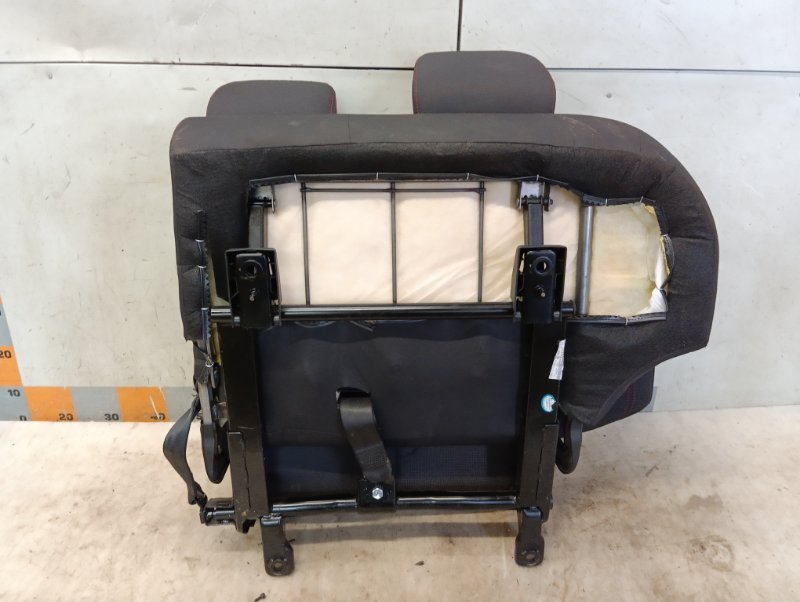 Сиденье салонное