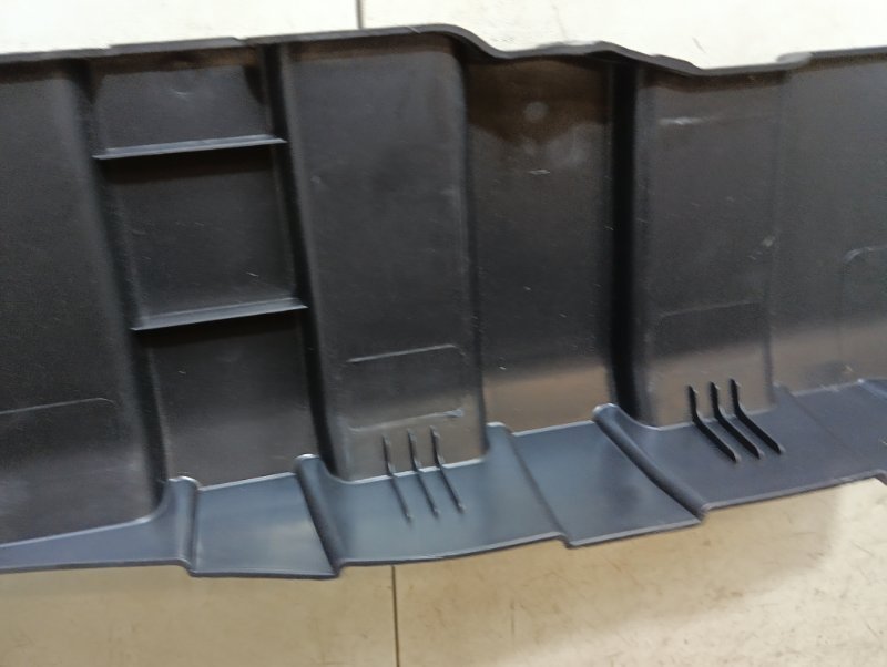 Обшивка багажника