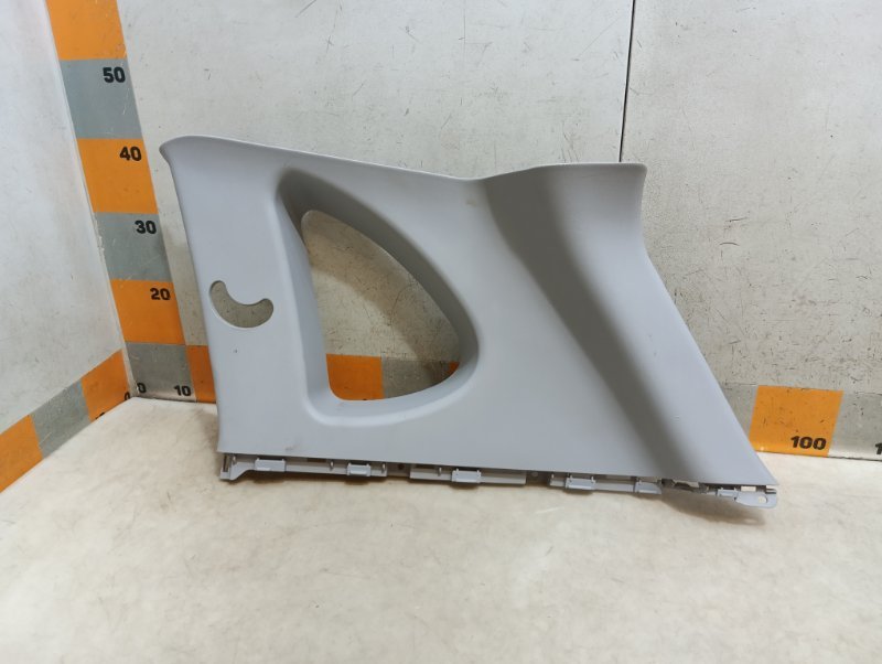 Обшивка багажника