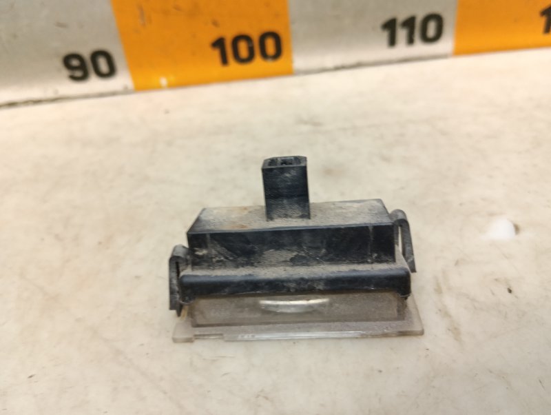 Фонарь подсветки номера