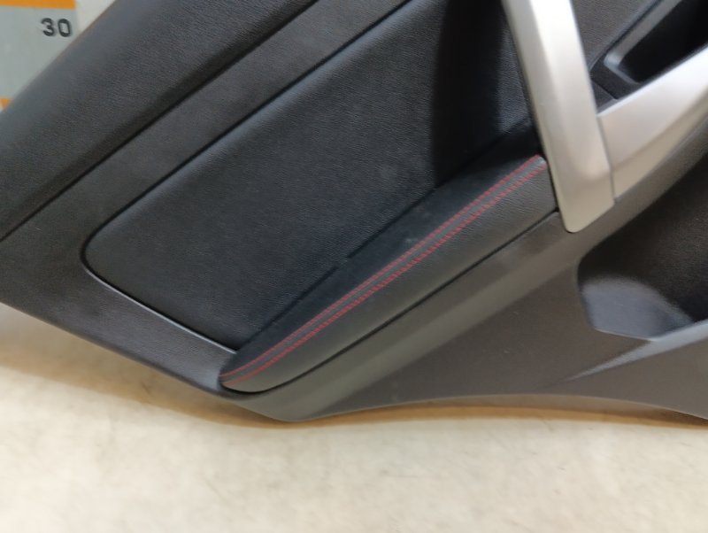 Обшивка двери