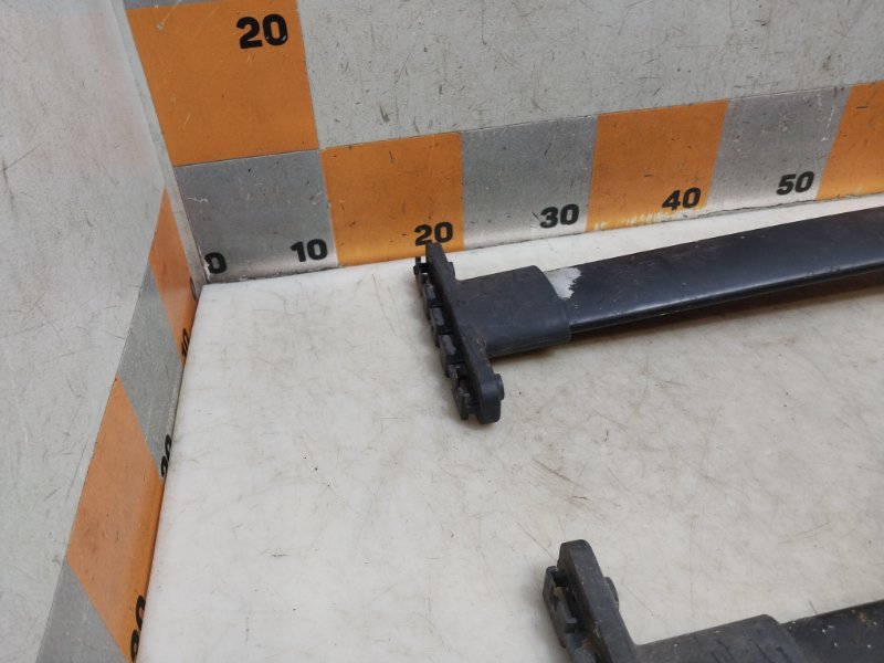 Рейлинги (релинг) к-кт (планки на крышу)