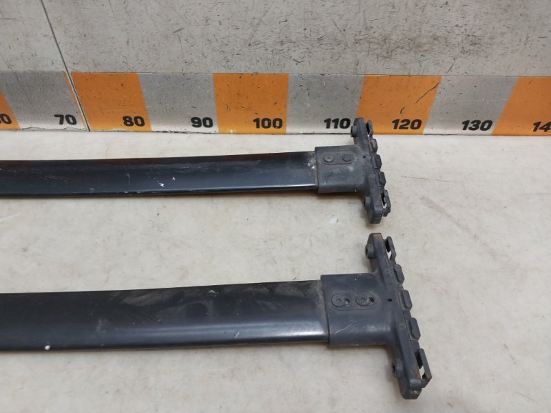 Рейлинги (релинг) к-кт (планки на крышу)